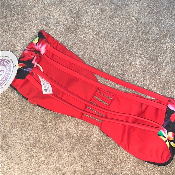 Bikini Tops bundle - Picture 2 of 4